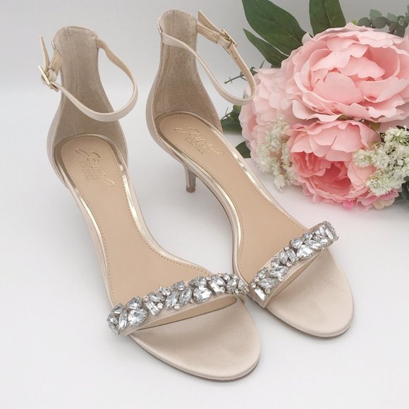 dash embellished halo strap sandal jewel badgley mischka